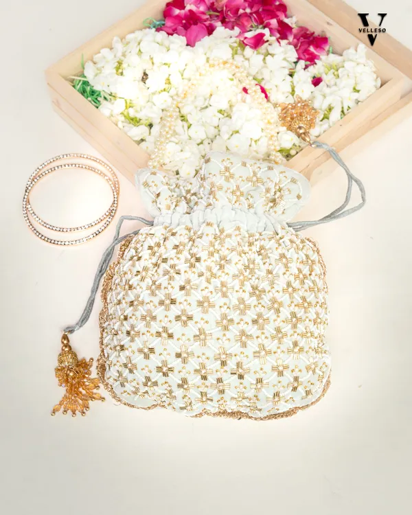 Ivory_Bloom_Pearl_Potli_Bag